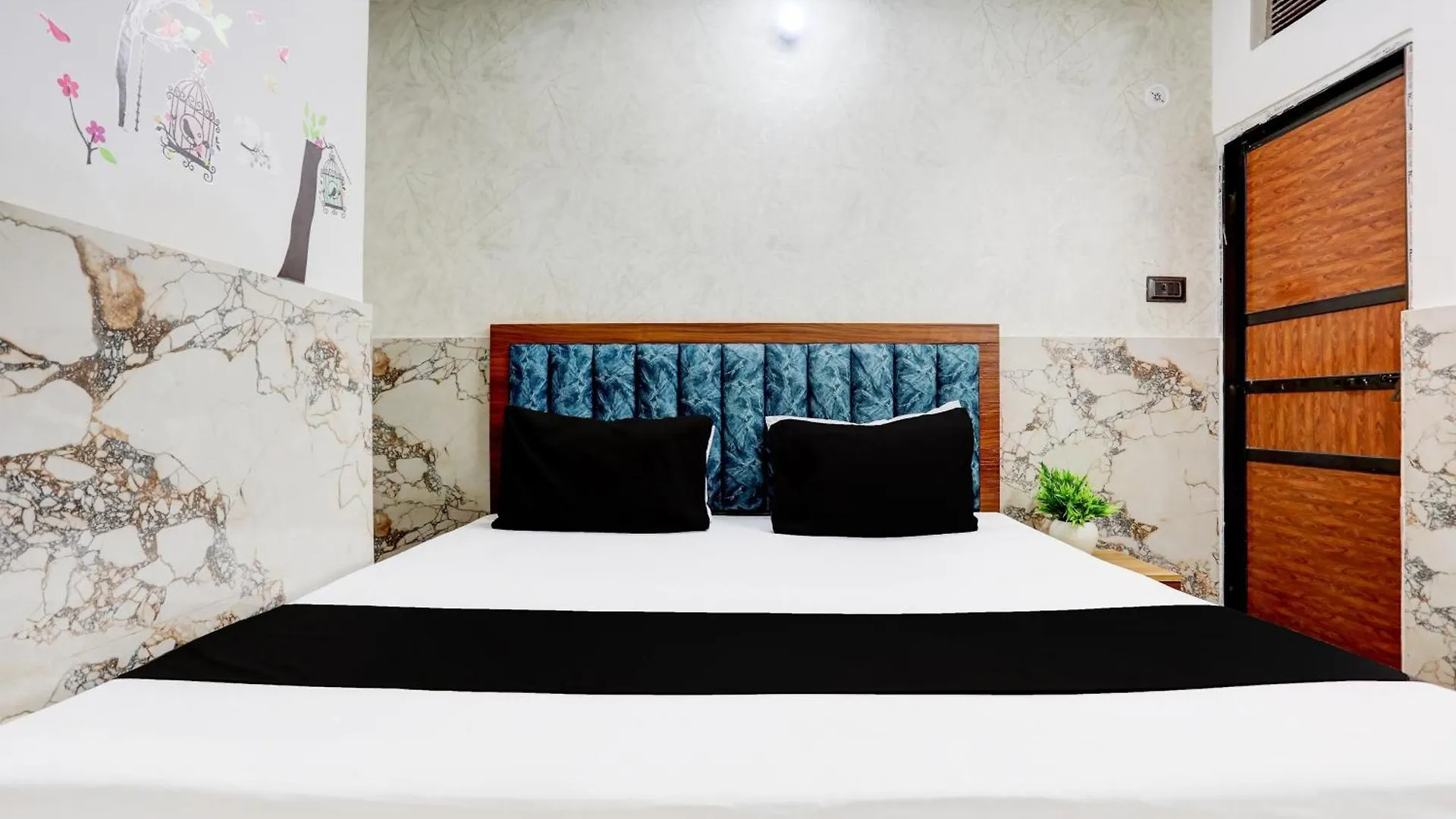 Hotel O Manvita Paying Guest House Varanasi Indien