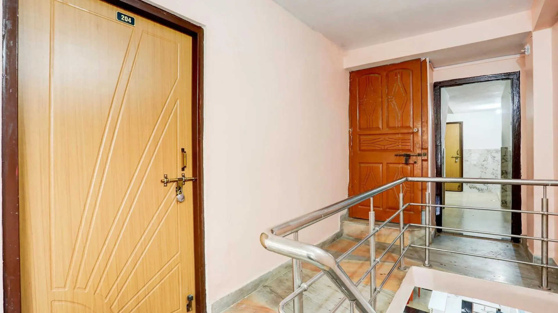 Hotel O Manvita Paying Guest House Varanasi