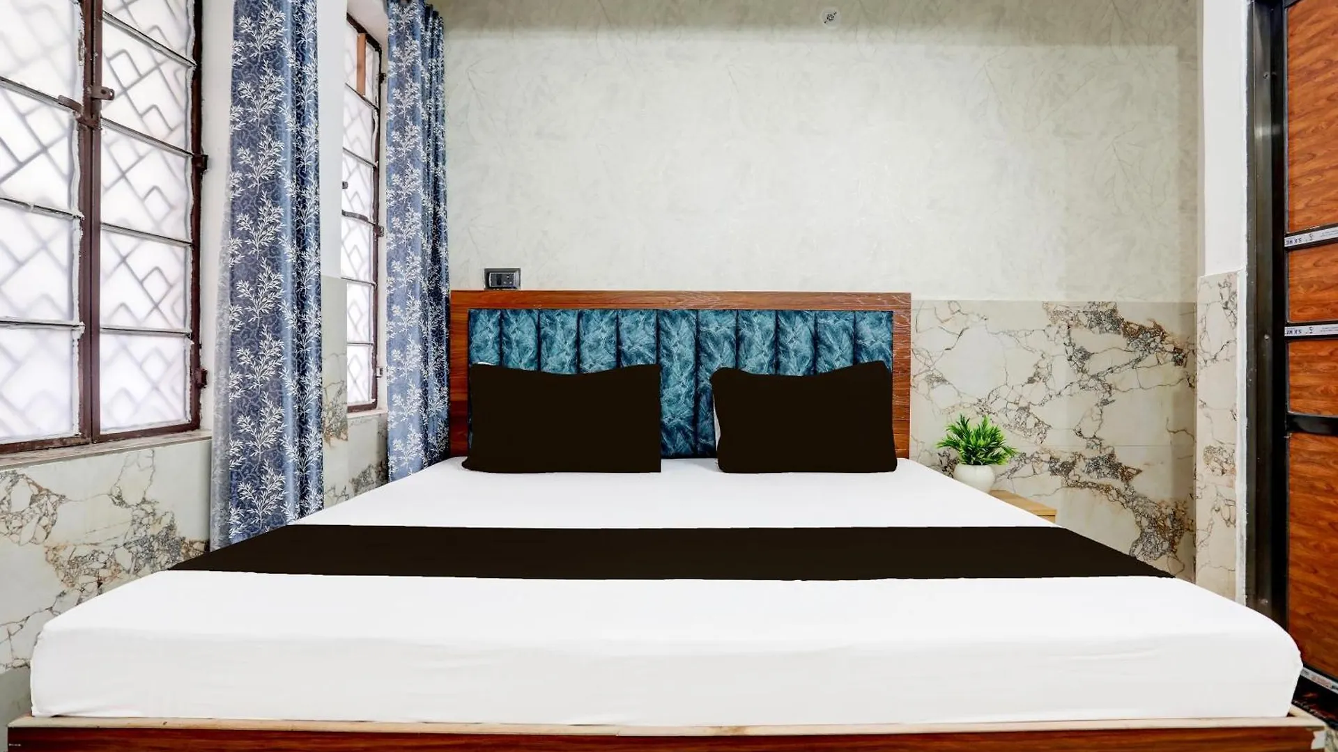 Hotel O Manvita Paying Guest House Varanasi