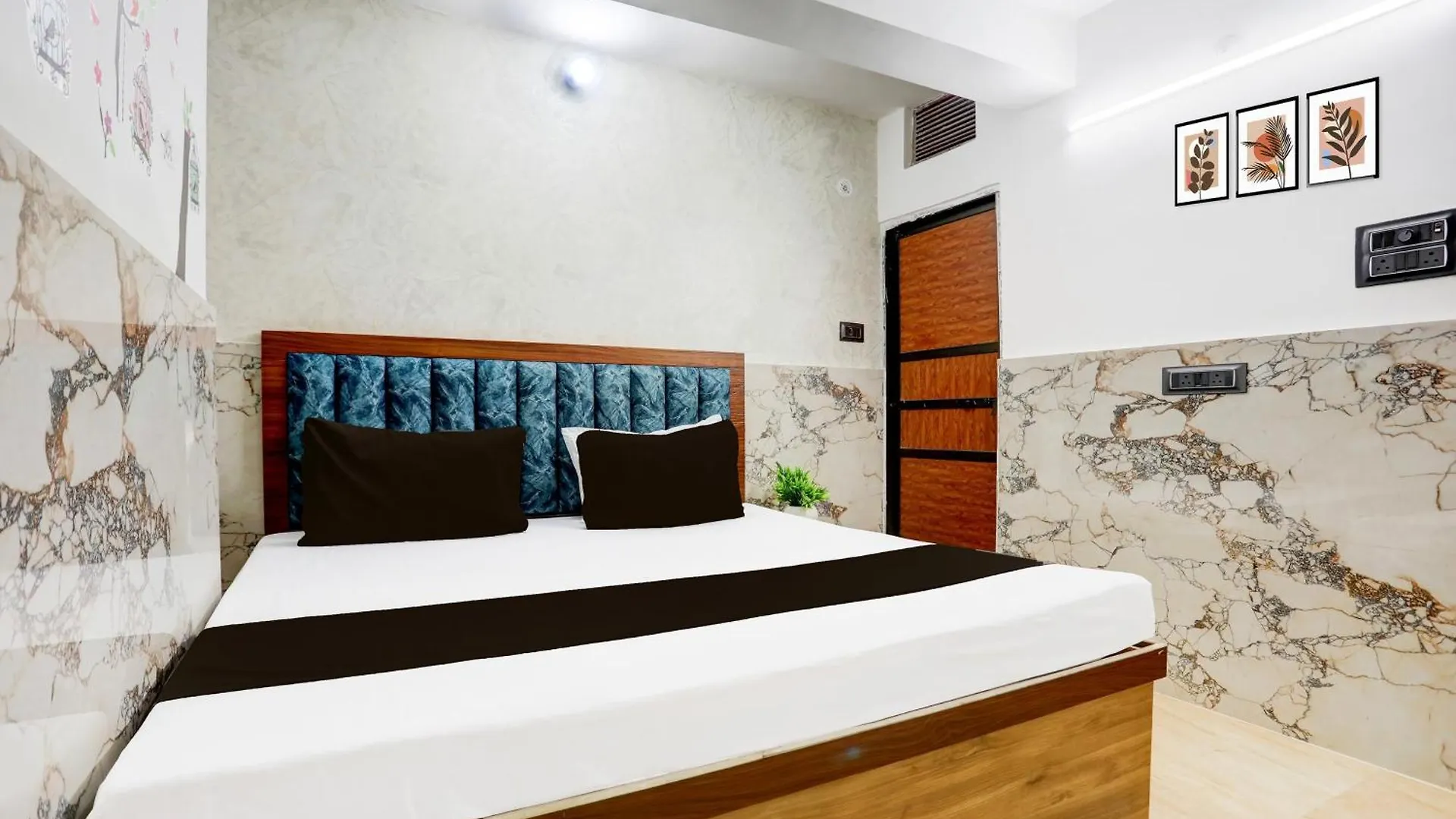Hotel O Manvita Paying Guest House Varanasi Indien